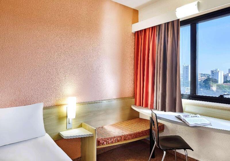 Апартаменты 1 Спальня, Ibis Taubate