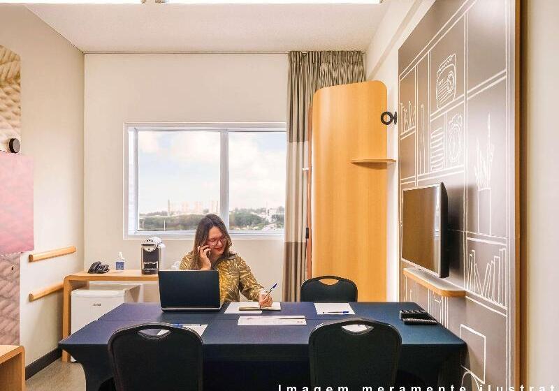 Апартаменты 1 Спальня, Ibis Taubate