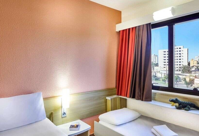 Номер Стандарт, Ibis Taubate