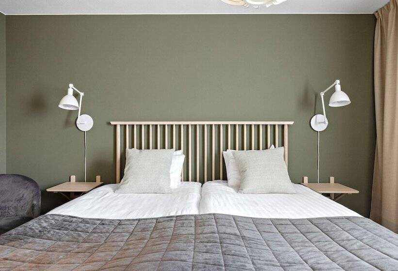 Номер Стандарт Адаптированный для Инвалидов, L Falköping, Sure Hotel Collection By Best Western