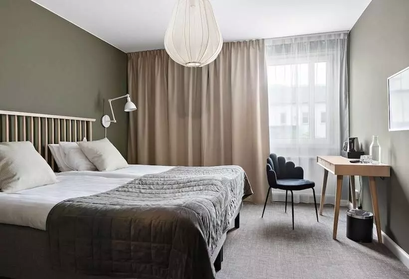 身障者適用スタンダードルーム, L Falköping, Sure Hotel Collection By Best Western