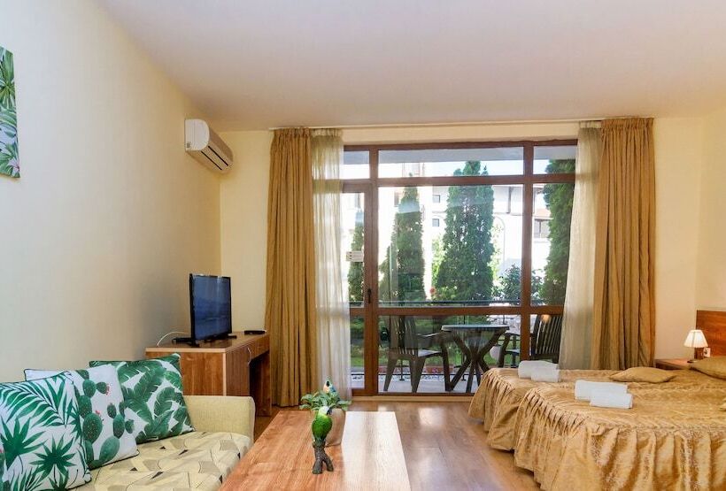 标准工作室带阳台, Tsb Sunny Victory