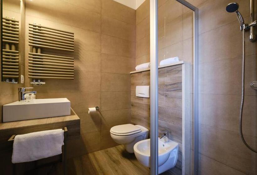 标准工作室, Villaggio Turistico Lugana Marina