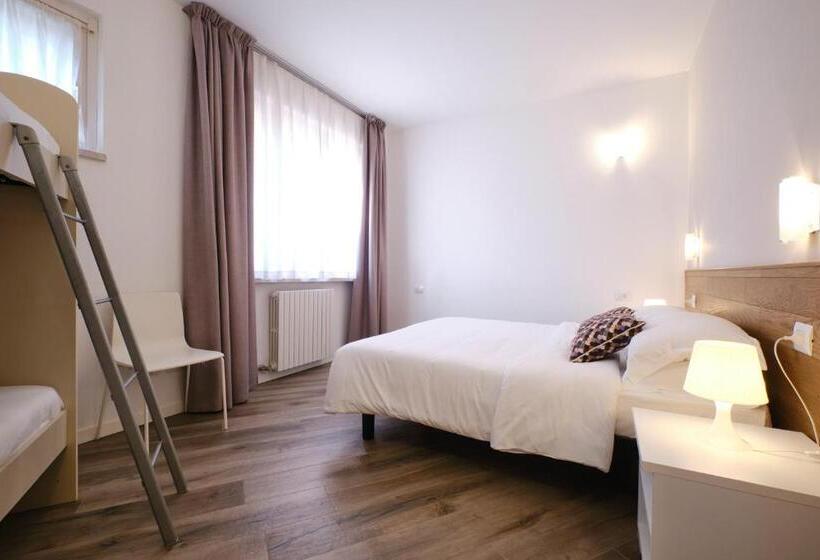 单卧家庭公寓, Villaggio Turistico Lugana Marina