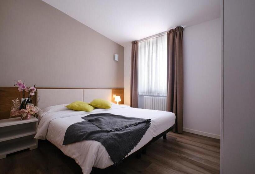 Apartamento 1 Dormitório, Villaggio Turistico Lugana Marina