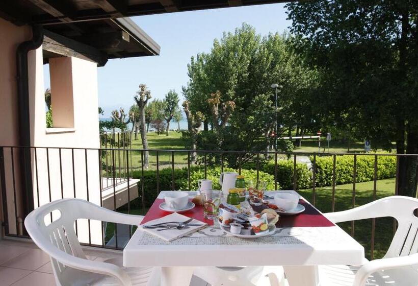 标准工作室, Villaggio Turistico Lugana Marina