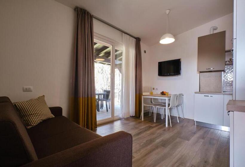 带1个卧室的高级公寓, Villaggio Turistico Lugana Marina