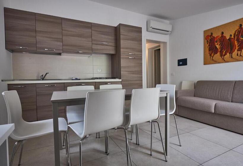 带2个卧室的公寓, Villaggio Turistico Lugana Marina