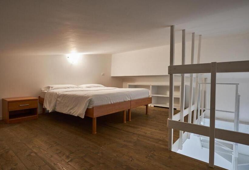 Apartamento 2 Dormitórios, Villaggio Turistico Lugana Marina