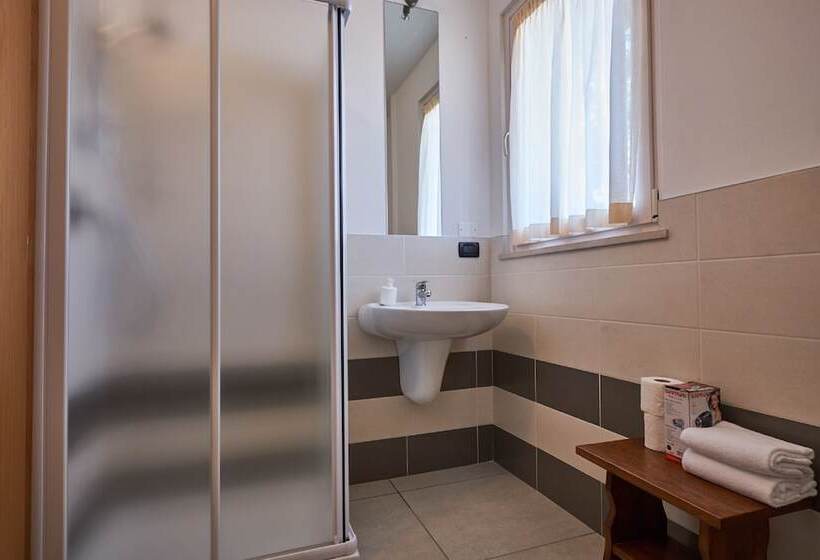 标准工作室, Villaggio Turistico Lugana Marina