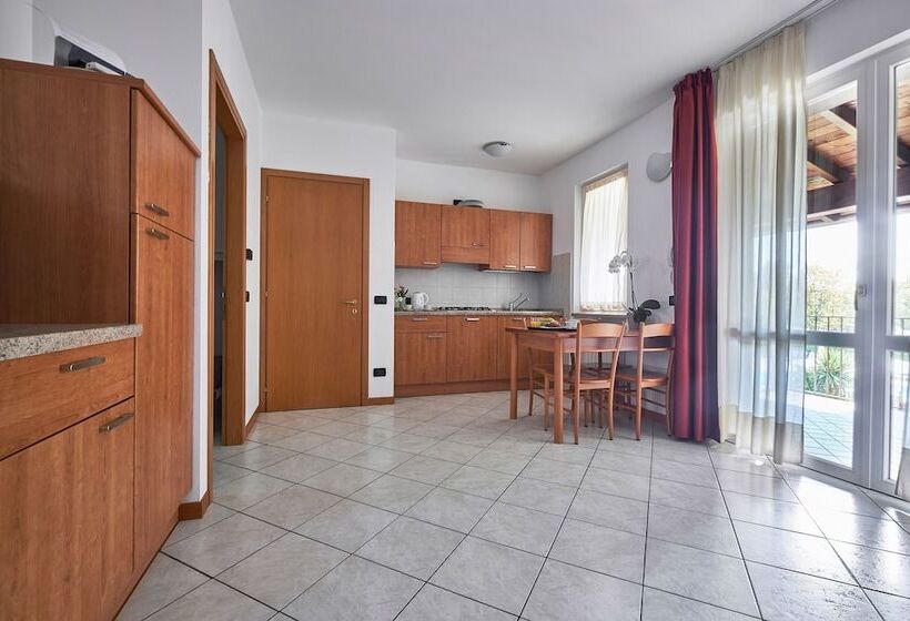 带2个卧室的公寓, Villaggio Turistico Lugana Marina