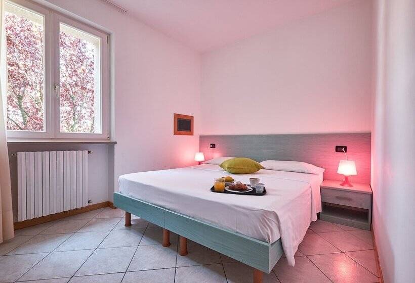 带2个卧室的公寓, Villaggio Turistico Lugana Marina