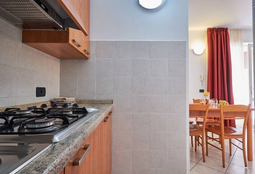 带1个卧室的公寓, Villaggio Turistico Lugana Marina