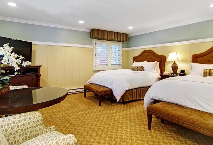 Номер Стандарт, Wayside Inn