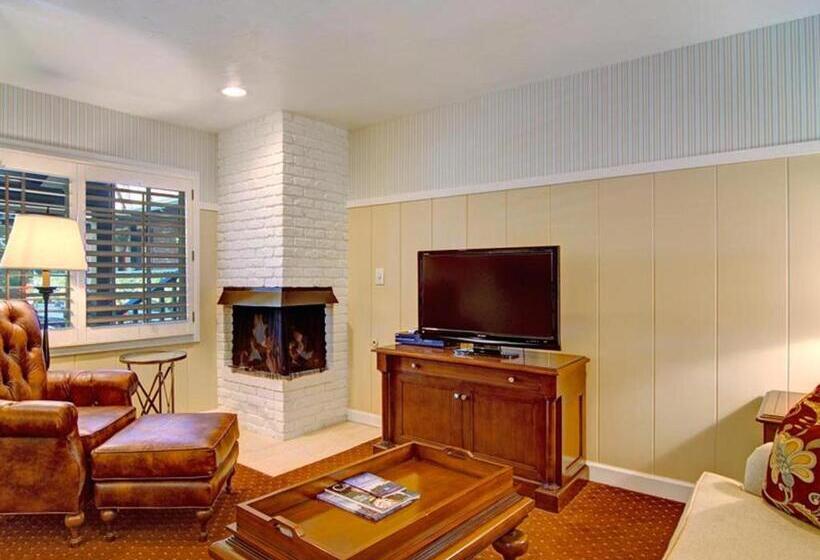 Люкс Кровать Кинг, Wayside Inn