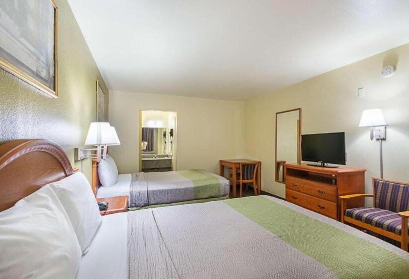 חדר דלוקס לארבעה, Motel 6livingston, Tx