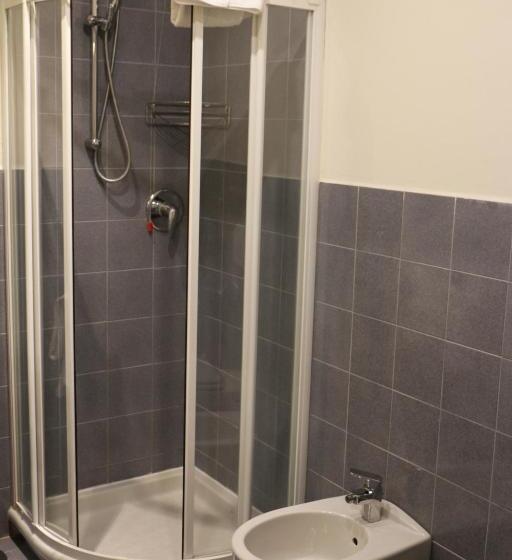 اتاق استاندارد یک نفره, Kursaal Bb