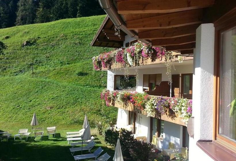 带阳台的豪华间, St. Pankraz