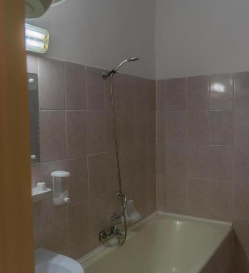 バルコニー付スイート, Turist