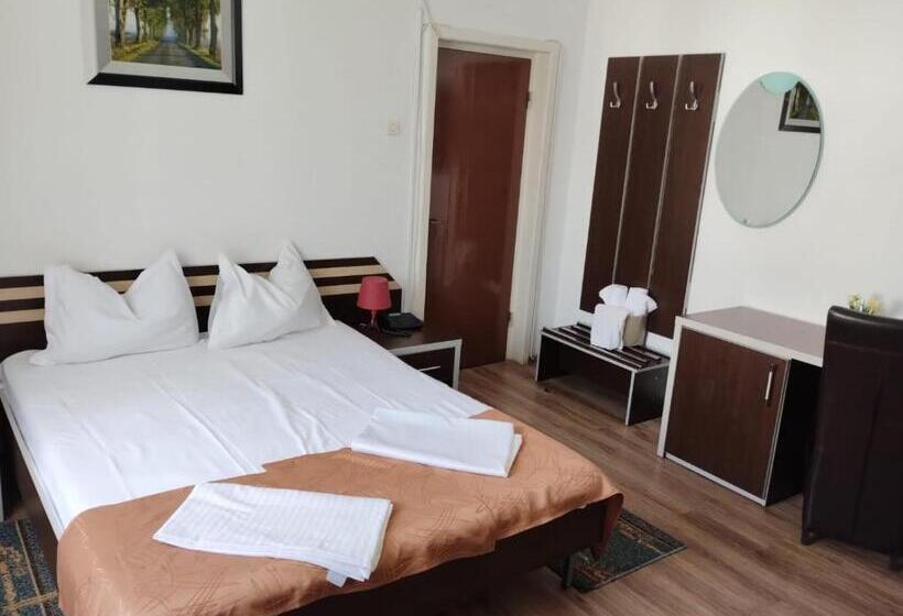 バルコニー付きスタンダードルーム, Turist