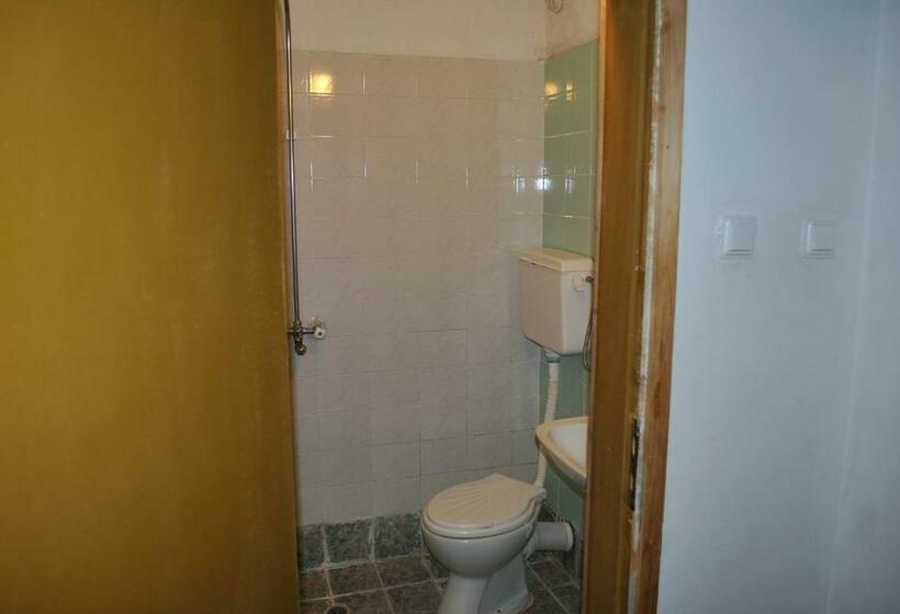 标准间, Kris Guesthouse