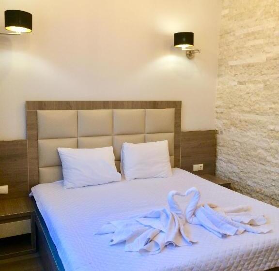 اتاق لوکس, Iveria