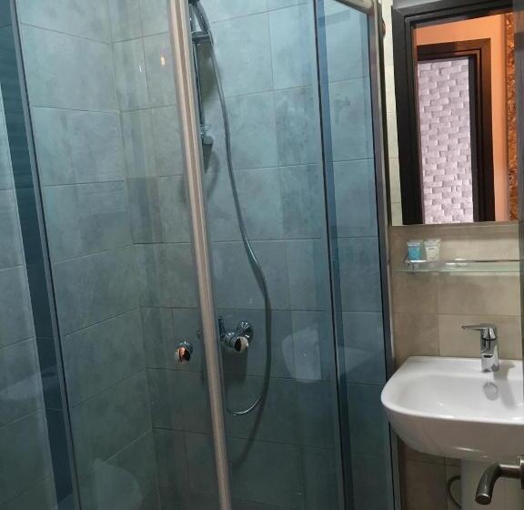 اتاق استاندارد, Iveria