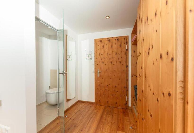 غرفة كومفورت, Ramsauhof