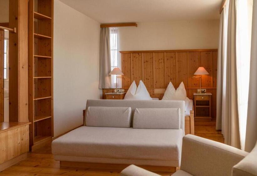 غرفة قياسية, Ramsauhof