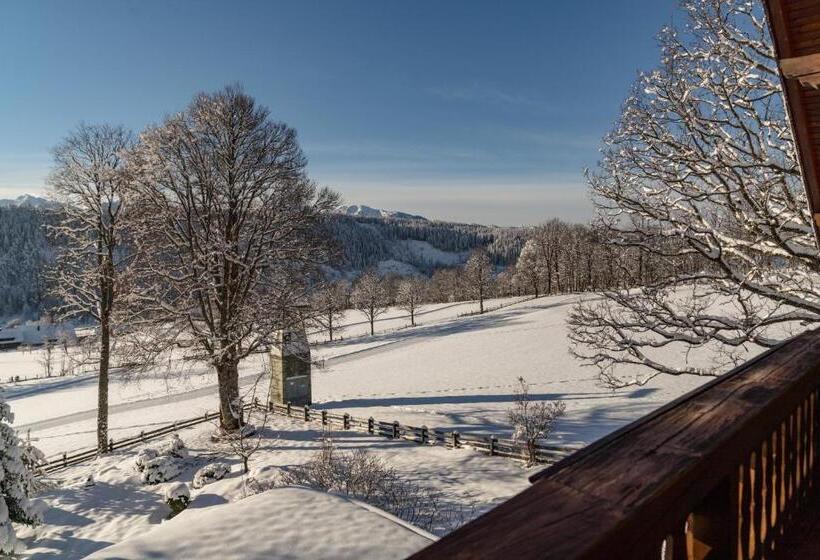 شقة غرفة واحدة, Ramsauhof