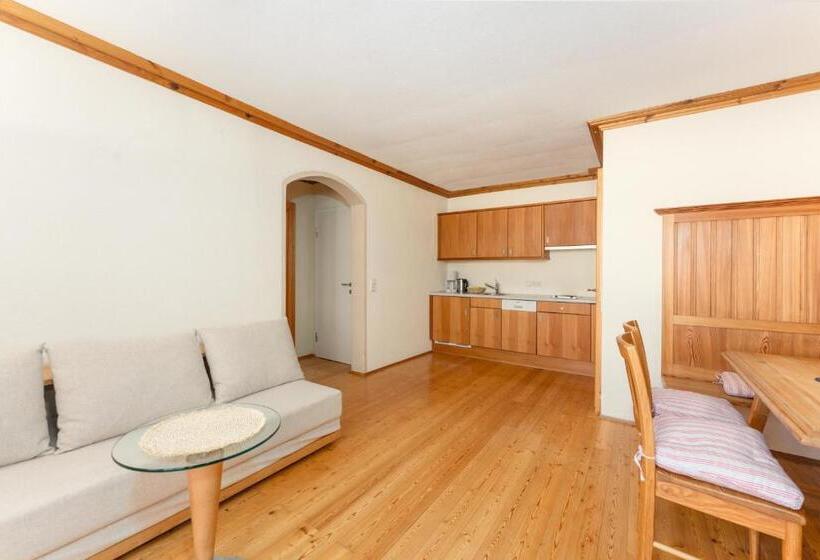 شقة غرفتين, Ramsauhof