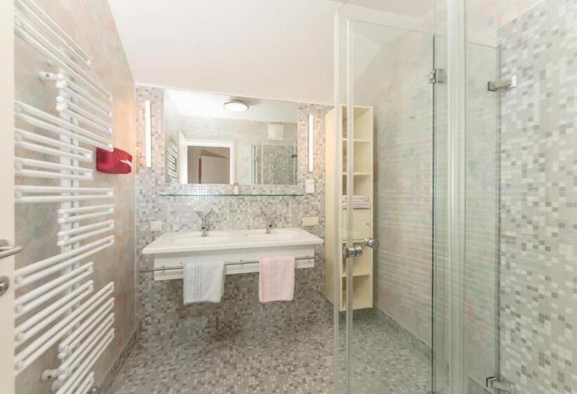 Апартаменты 2 Спальни, Ramsauhof