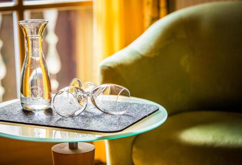 غرفة قياسية, Ramsauhof