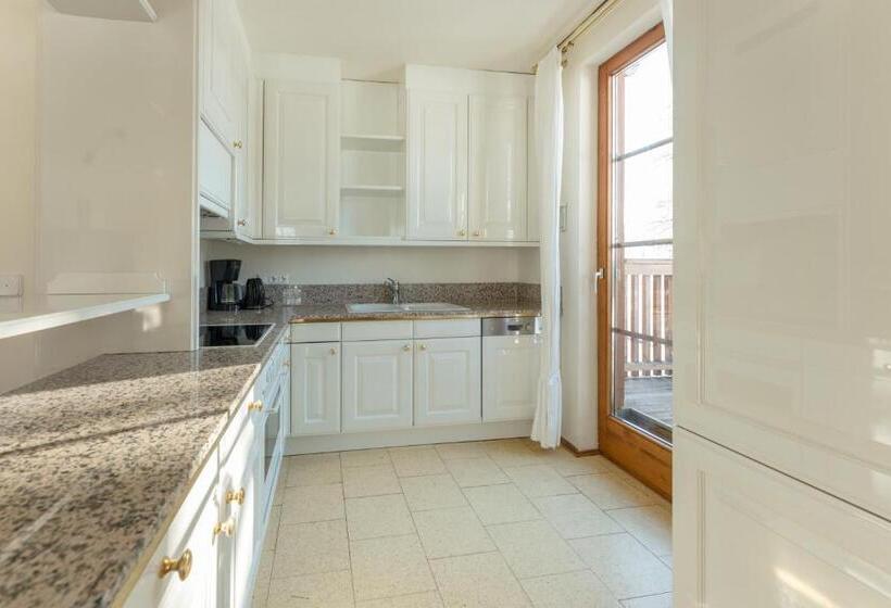 شقة غرفة واحدة, Ramsauhof