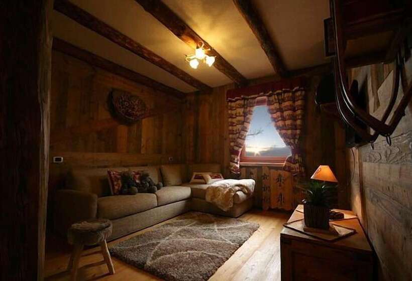 סוויטה דלוקס, Tivet