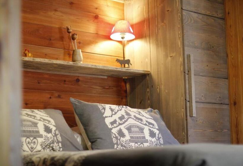 סוויטת ג'וניור נוף הרים, Tivet