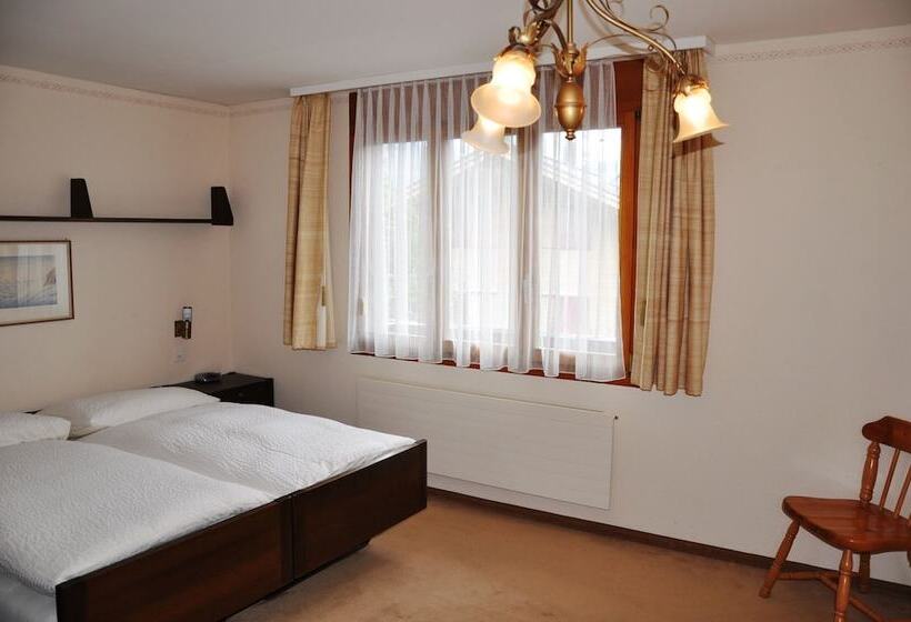 דירת שלושה חדרים, Chalet Miravalle