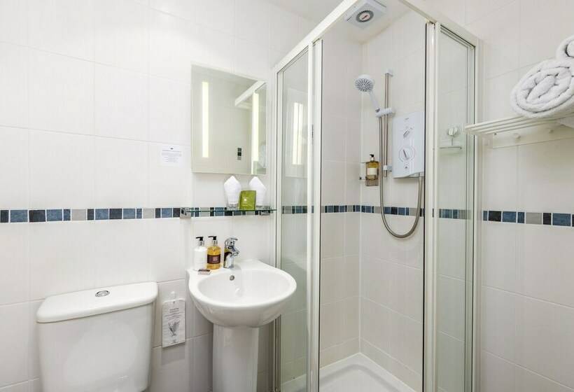 غرفة عائلية, 2 Cambridge Villas