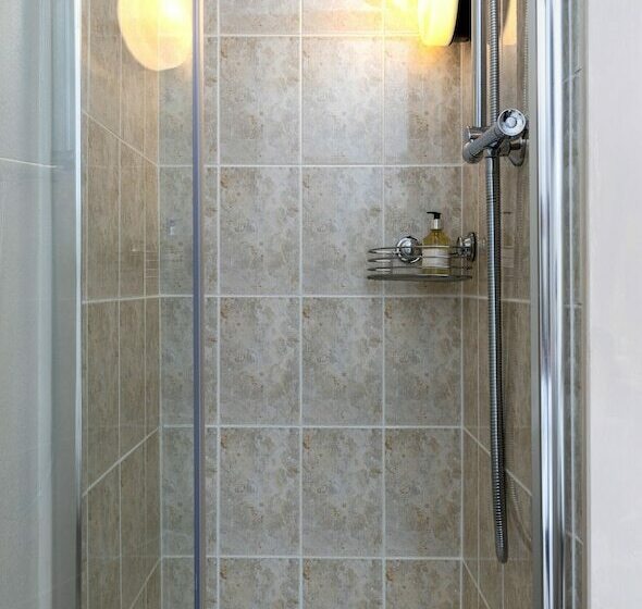 Номер Стандарт, 2 Cambridge Villas