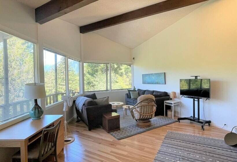 Хижина, Valley View Cabin