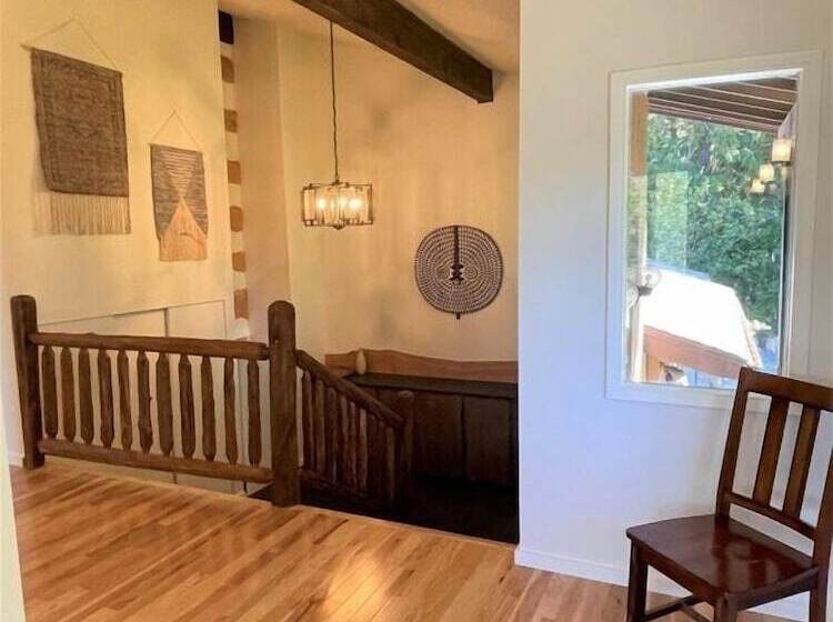 Хижина, Valley View Cabin