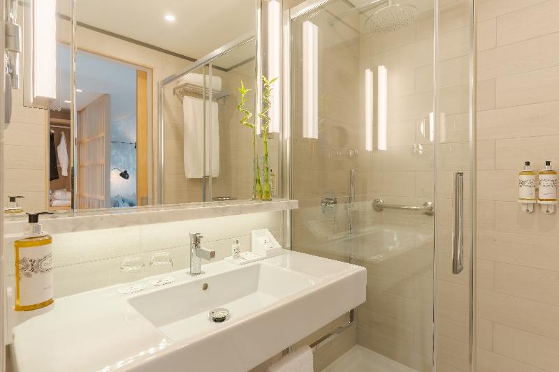 Полулюкс, Pestana Douro Riverside