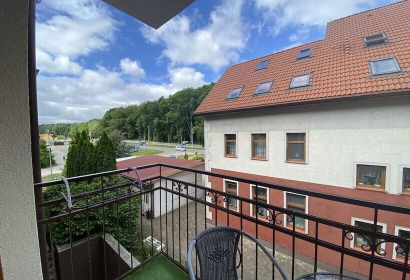 סוויטת קומפורט, Willa Kliper