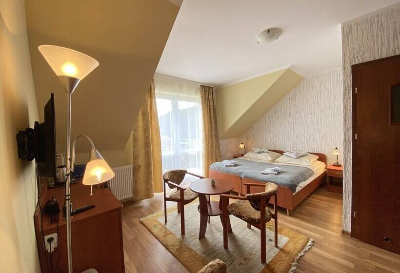 חדר סופריור צדדי נוף לים, Willa Kliper