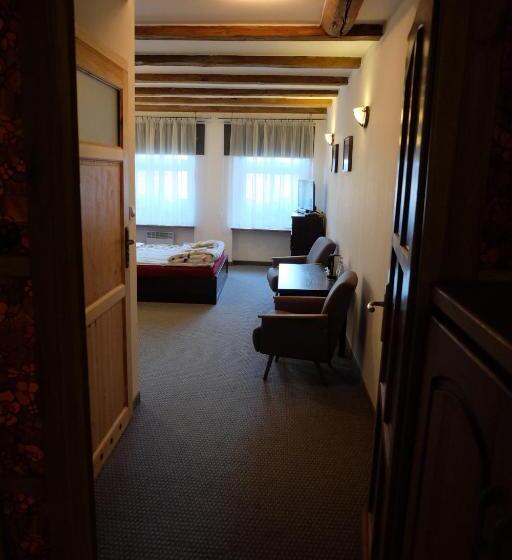 Quarto standard, Academus Pub & Guest House