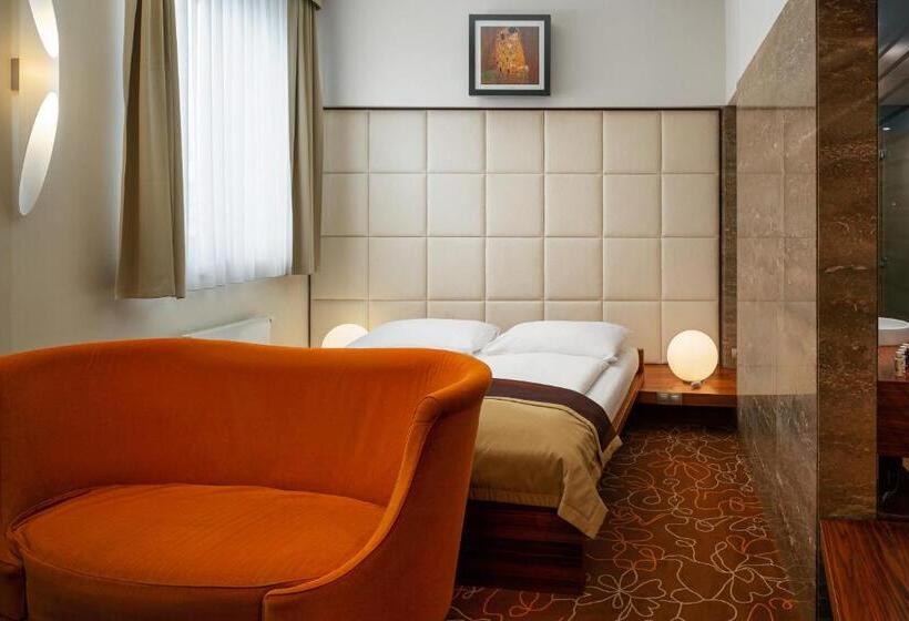 דירת חדר סופריור, Grund Resort Golf And Ski