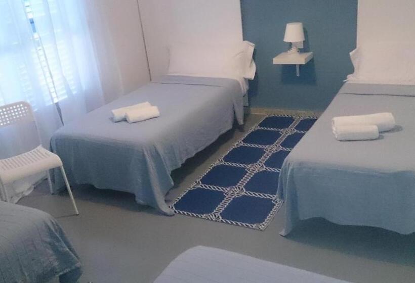 חדר סטנדרט לארבעה, El Bahía Algeciras