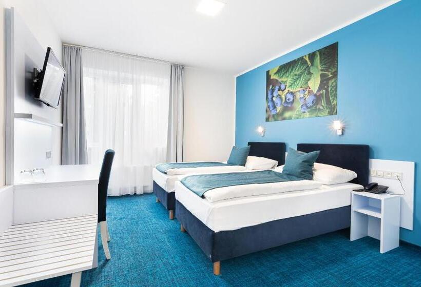 غرفة قياسية بلس, Atlantis