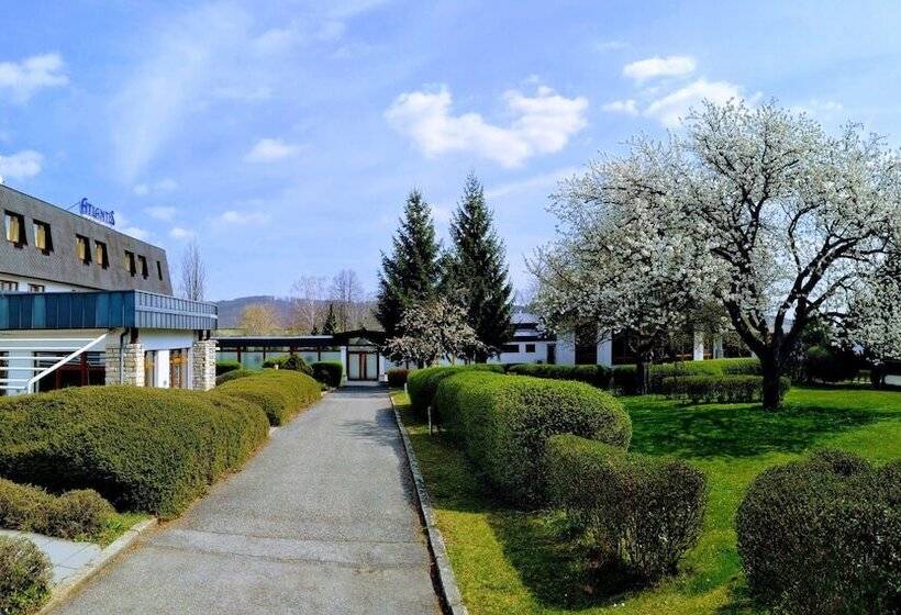 غرفة قياسية بلس, Atlantis