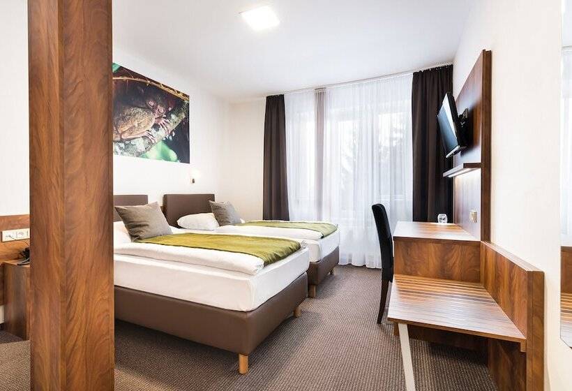 غرفة قياسية بلس, Atlantis